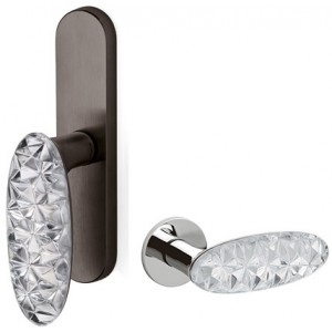 Olivari - Cremonese Window Handle - Crystal Diamond C246